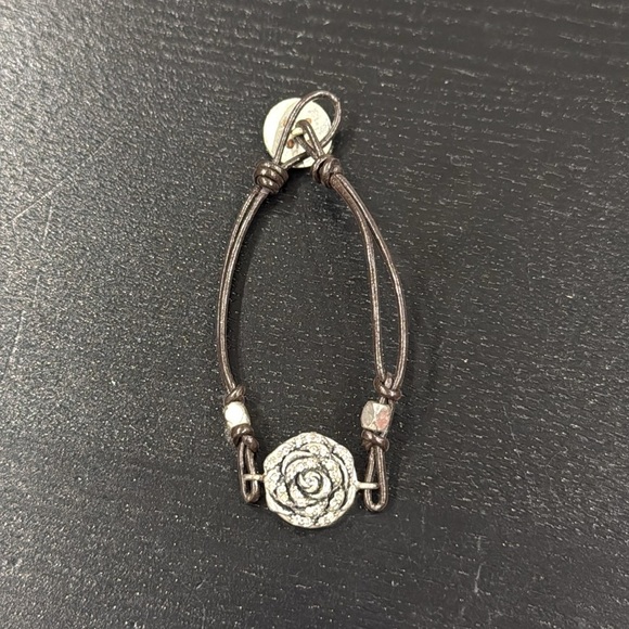 Fossil Leather Bracelet with Metal Flower Charm and Button Close - Picture 2 of 7